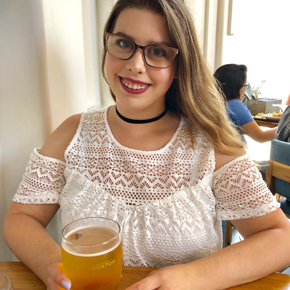 Meet your Posher, Liz